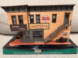 Menards 279-1960 Gold Line O Gauge Camaraderie Bar & Grill w/ Box #649/2404 RARE