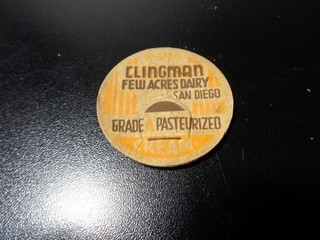 TAPPO BOTTIGLIA LATTE VINTAGE USATO CLINGMAN POCHI ACRI LATTICINI SAN DIEGO CALIFORNIA