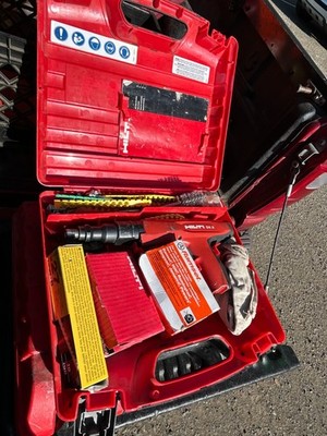 Hilti DX 2  powder actuated  concrete nail gun with extras