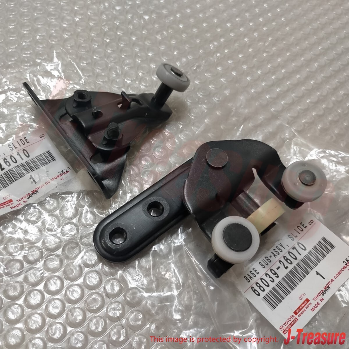 TOYOTA HIACE VAN 96-06 Genuine Side Sliding Door Roller Top LH