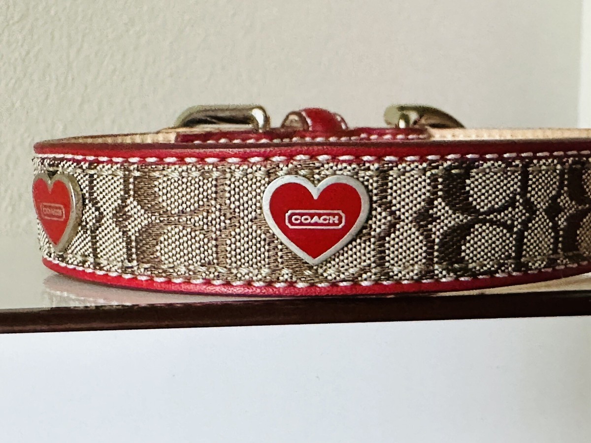 NIB COACH KHAKI JACQUARD/RED LEATHER HEART GROMMETS W/CHARM DOG