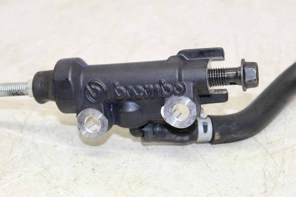 2015 Yamaha Bolt Xvs950 Rear Back Brake Master Cylinder +Reservoir *Brembo - Image 2 of 4
