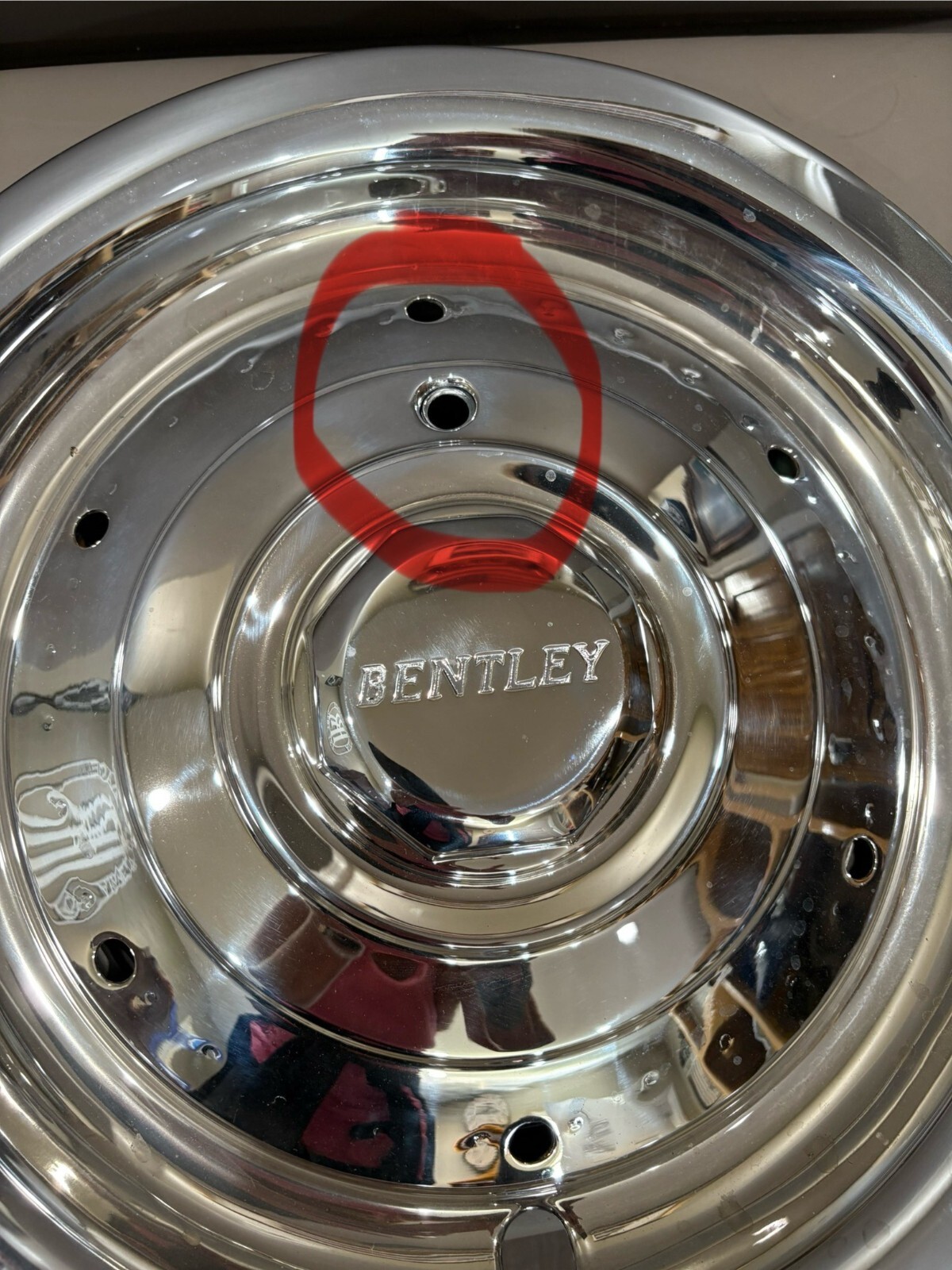 Bentley Hub Cap
