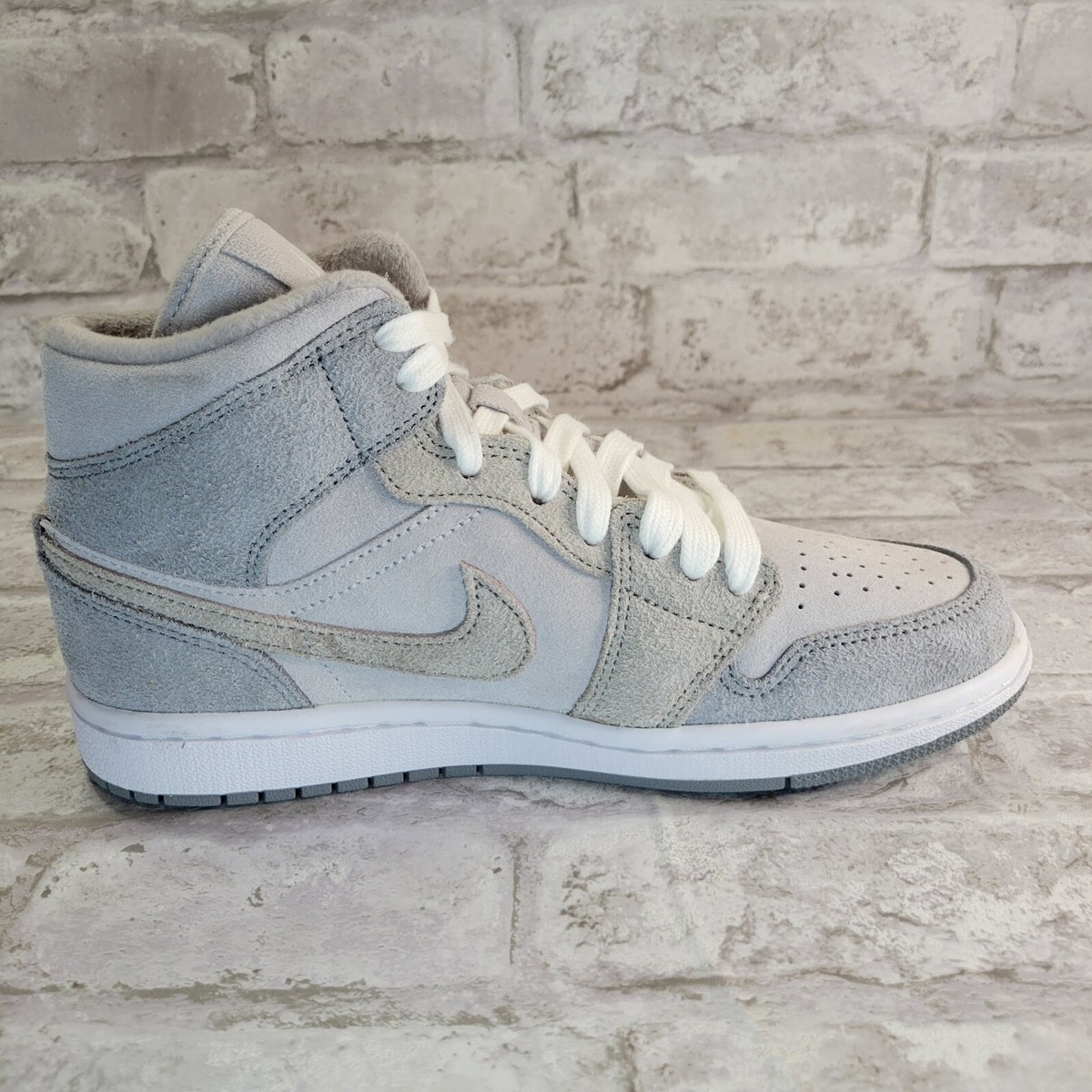 Jordan Retro Grey Suede Jordan Grey Suede 2025
