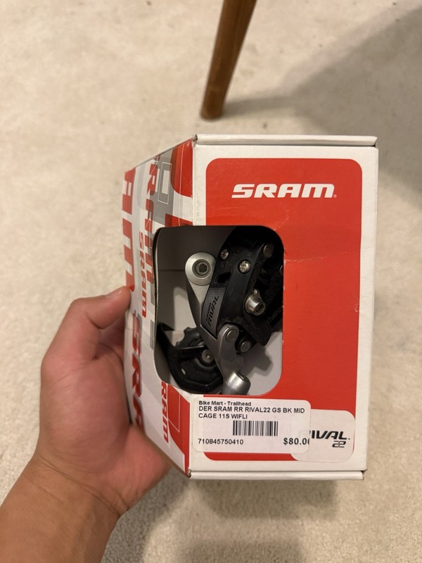 SRAM Rival 22 11-Speed Rear Derailleur with Medium Cage