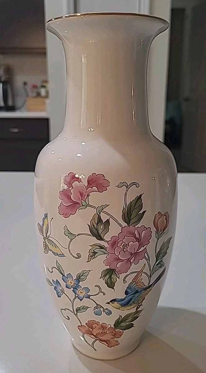 Japan Bird Vase In Collectible Japanese Vases & Jars (1900-Now