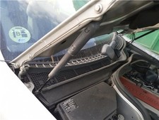 Verin de hayon / de capot Mercedes 208