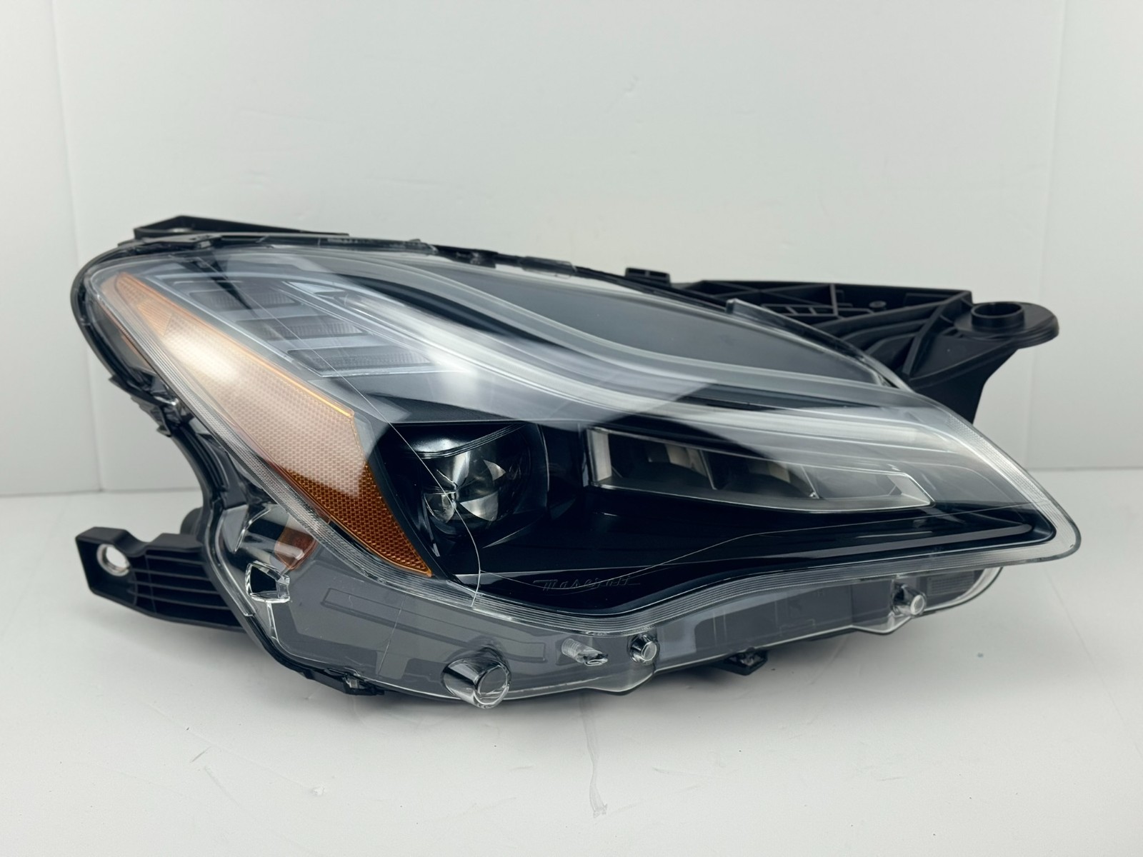 Perfect! 2018-2024 Maserati Quattroporte Black LED Right RH Side Headlight OEM