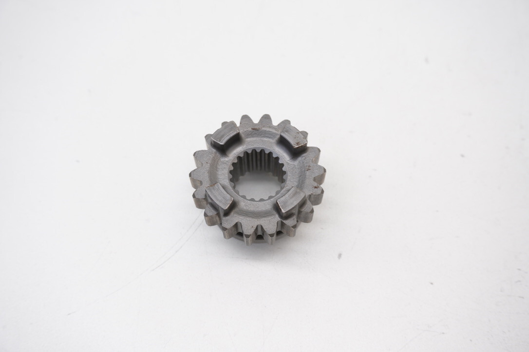 CRF250R Transmission Mainshaft 3rd Geat 18T OEM 23441-KRN-A80