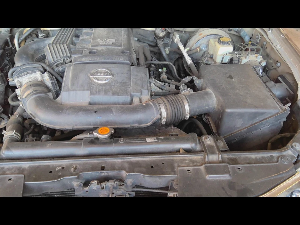 Used Air Cleaner Assembly fits: 2008 Nissan Pathfinder 6 cylinder 4.0 Grade C - Image 2 of 4