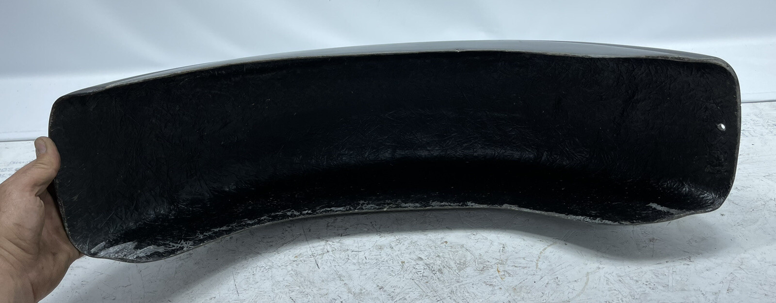 NOS ARLEN NESS 8 INCH WIDE REAR FIBERGLASS FENDER 06193 HARLEY CUSTOM