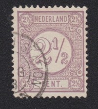 Stamp Nederland 1876 number 2,5 cent purple N° 40 cat. Maury used