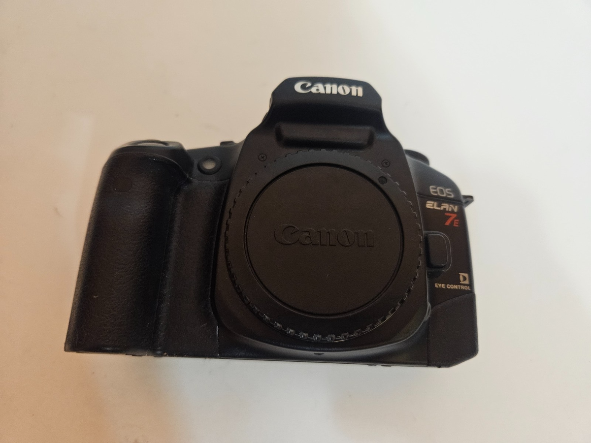 Canon EOS 7 ELAN 7E EOS7 35mm Film SLR Camera Body Eye control
