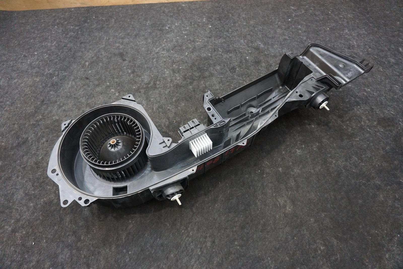 HVAC Blower Motor Fan Assembly OEM 2727005433 Maserati Quattroporte S M156 2017+