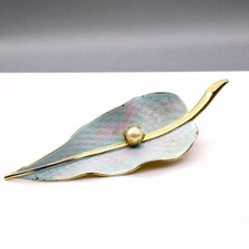 Vintage Lady Ellen Leaf Hair Clip, Mid Century Blue and Pink Enamel on Gold Tone