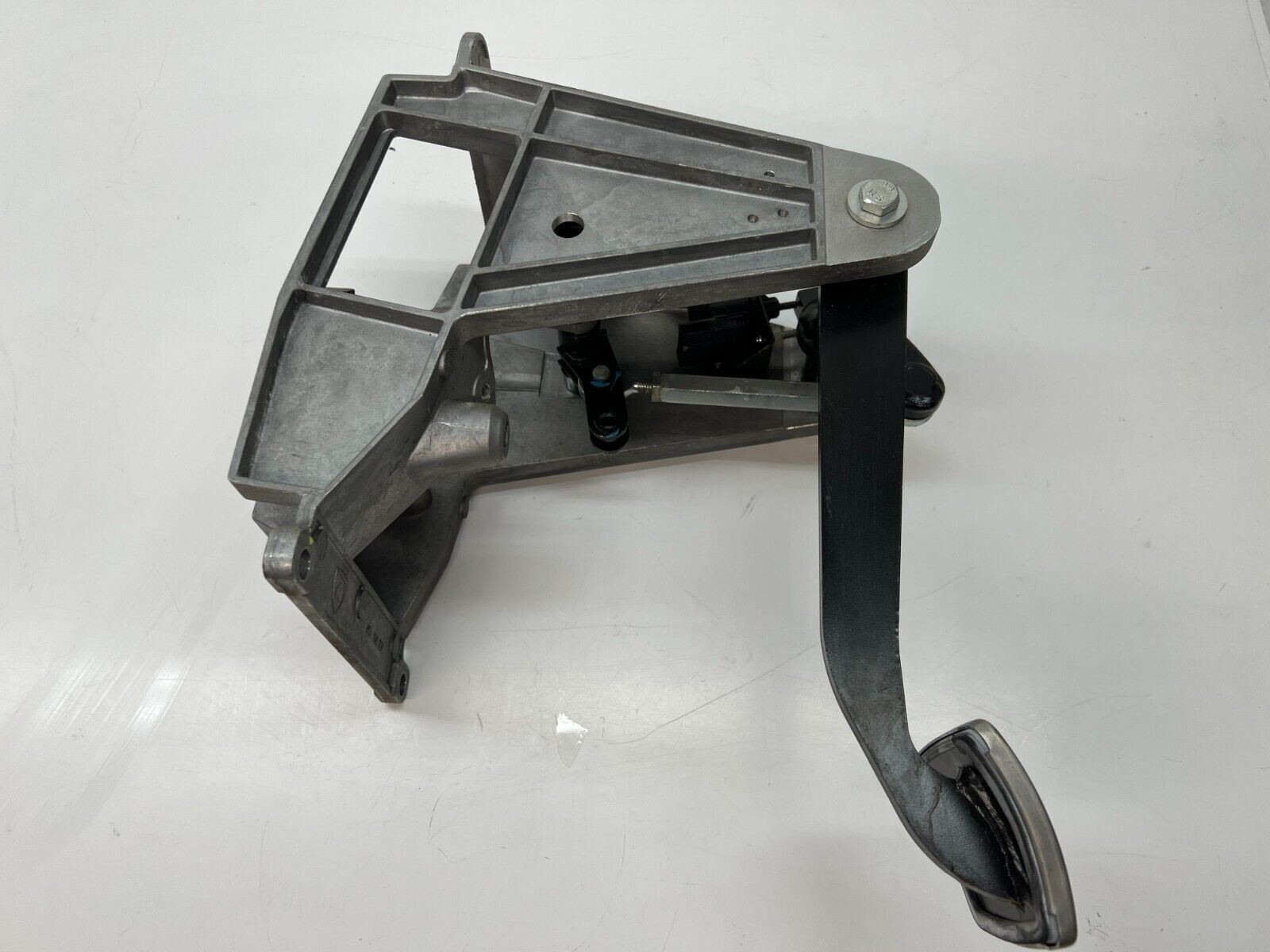 LAMBORGHINI GALLARDO E-GEAR BRAKE PEDAL ASSEMBLY OEM 401721140A