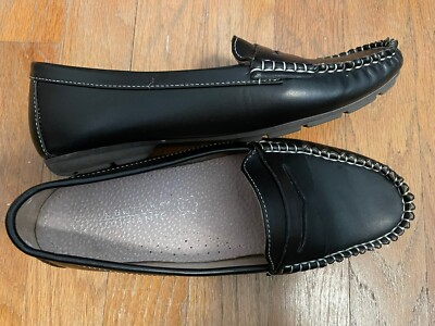 La Bottine Souriante    Black Flat Penny Loafers . Women's Size 6.5  /  EUR  37