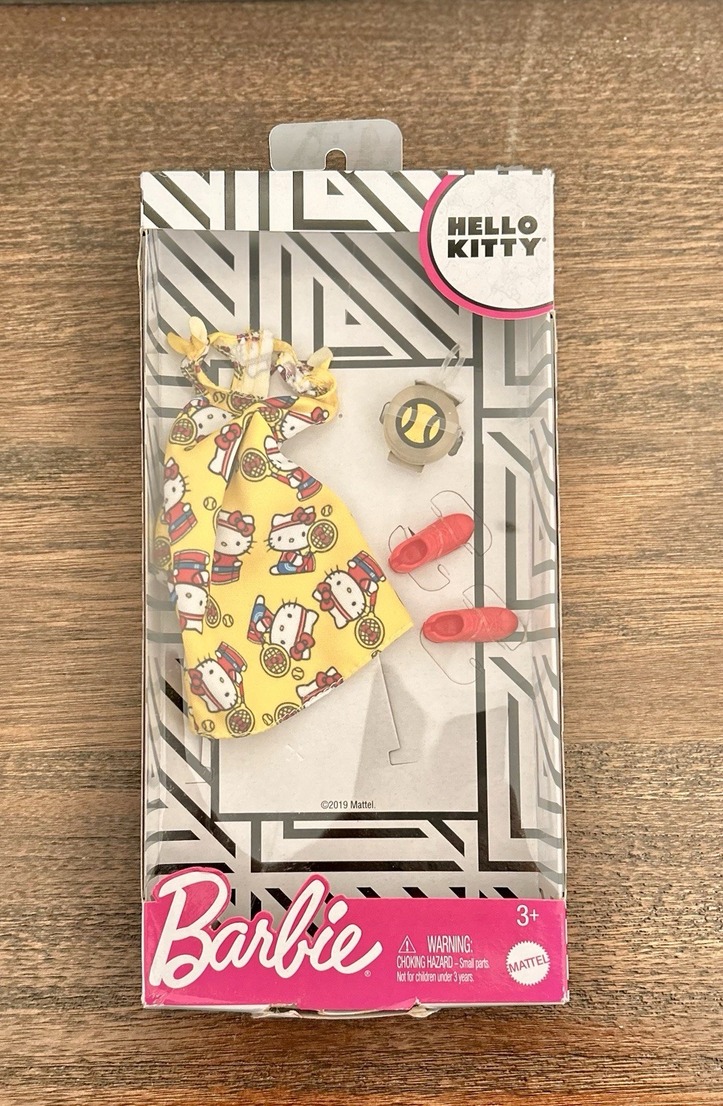 💕**NEW** MATTEL Barbie Doll Hello Kitty Fashion Pack Outf