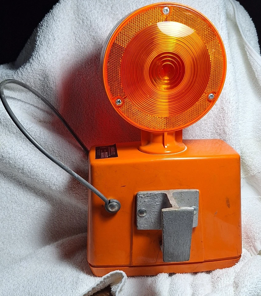 Luz marcadora de tren Railroad Starlite Foto 2 de 4