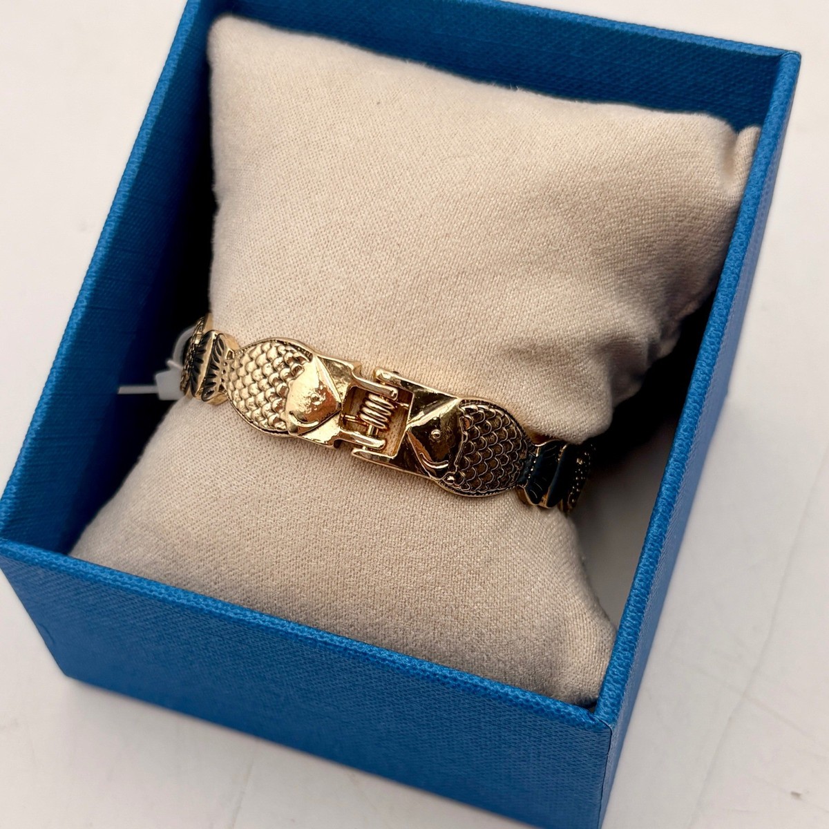 House of Harlow 1960 Gold Fish Hinged Bangle Bracelet 