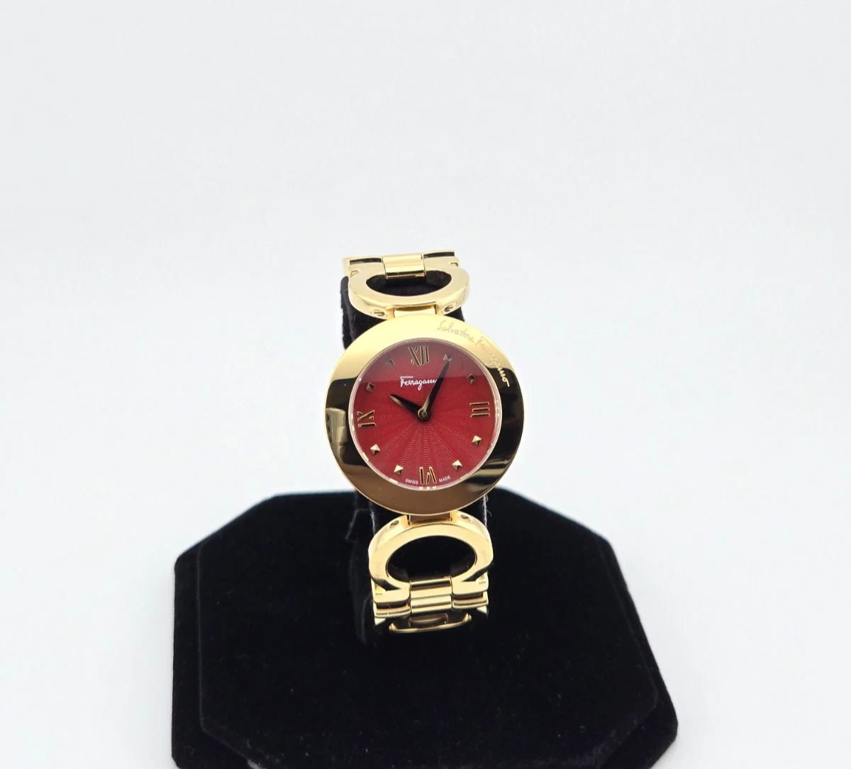 Salvatore Ferragamo Diamond Accent Wristwatches for sale | eBay display picture 3