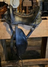 U.S. Model 1904 McClellan Cavalry Saddle W/ Calvary Horse Brush