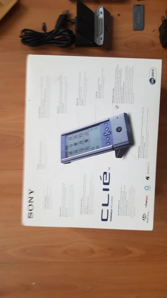 Sony Clie S300/E Palm Handheld PDA Boxed With Accessories - Image 3 of 4
