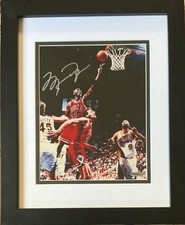 Michael Jordan Signed/Autograph Upper Deck Authenticated 8x10 "He’s Back" Photo