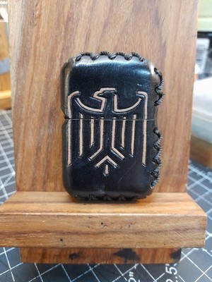 Zippo Custom Hand Made Lederetui Adler Symbol