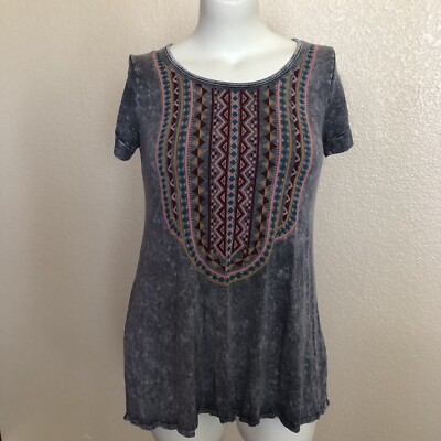 Indigo Thread Co. Gray Print Hi-low Tunic Top size M Short Sleeve