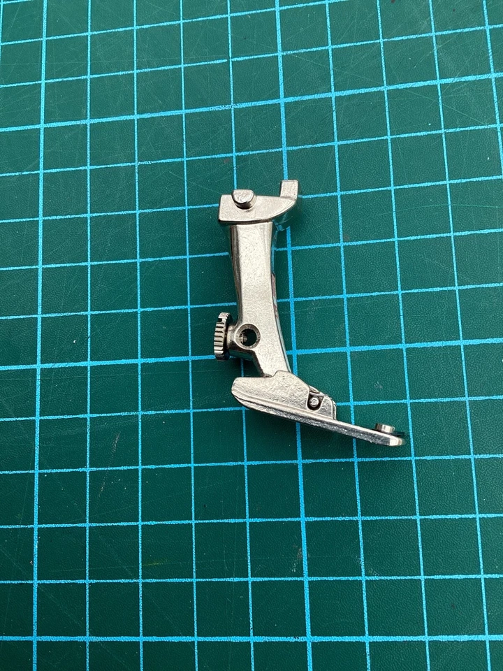 Bernina Foot 25V 5 Groove Cording - Image 3 of 4