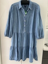 GAP dress. size: M. New with tags.