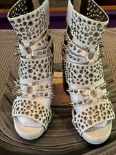 Scarpa a punta rivettata bianca argento nuova con scatola Jeffrey Campbell Depalma 8