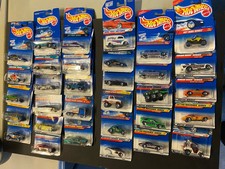 Lot of Hot 32 Hot Wheels Assorted Series 1990 s Unopened