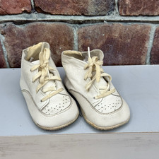 Vintage Wee Walker Baby Infant Doll Shoes White Leather Lace Up 1950s