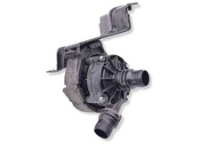 Pompe à eau Peugeot 3008