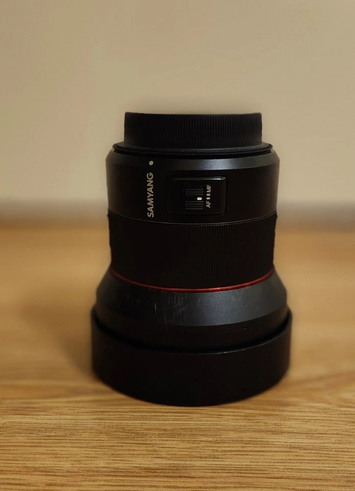 Samyang AF 14mm f2.8 EF For Canon, Both Caps & Pouch, Very Good Condition. - Image 3 of 4