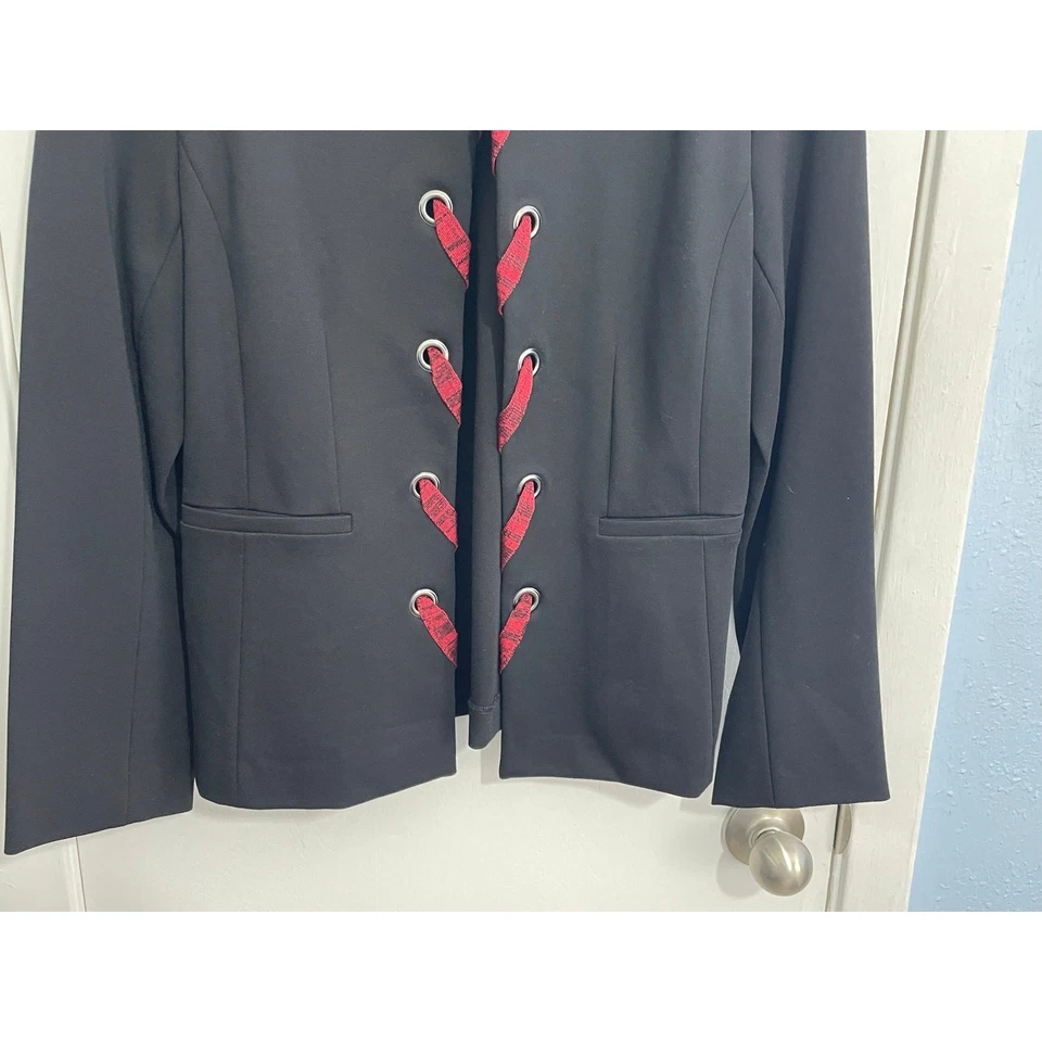 Chaqueta Ming Wang Pequeña Negra Con Cordones Inspirada en Asia Oscura Academia Cachicho Foto 3 de 4