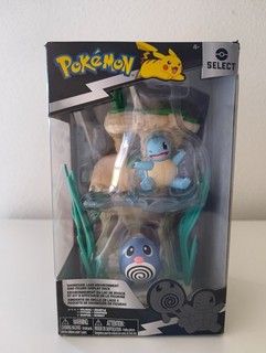 JAZWARES Pokemon Select Diorama: atmospärische Küste mit Schiggy und Quapsel
