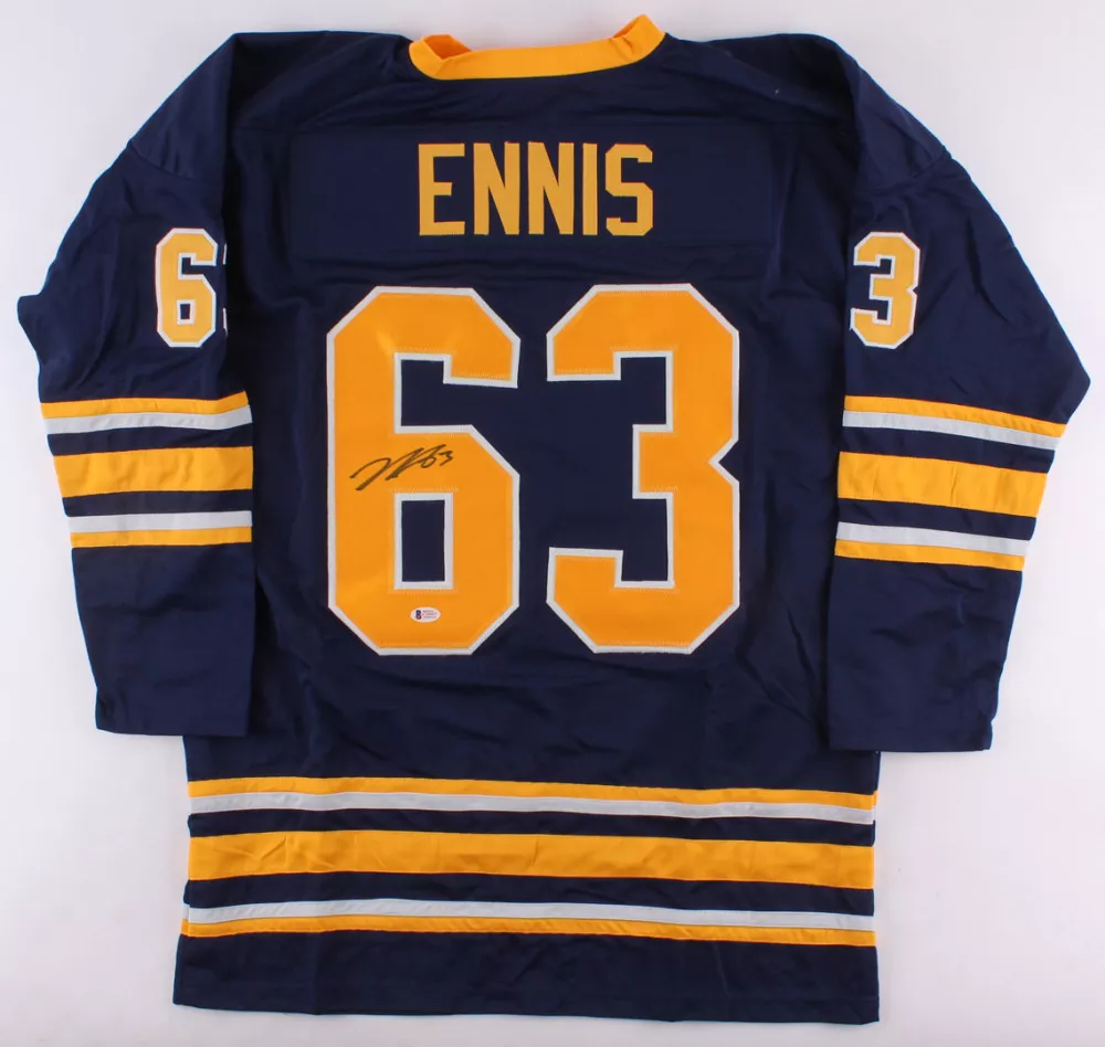 Tyler Ennis re-signs with Buffalo Sabres for five years