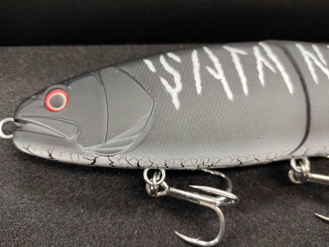 Leurre BALAM 300 MADNESS – Swimbait Satan Noir Articulé – Japon (occasion)