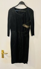 Vera Mont Abendkleid, Cocktail Kleid, neu - Größe 38, schwarz, Plissee