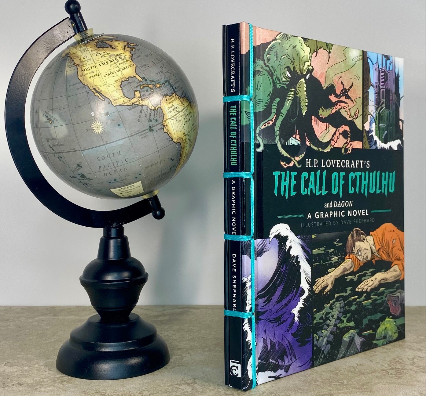 H.P. LOVECRAFT'S The Call of Cthulhu and Dagon: A Graphic Novel-Graphic Classics