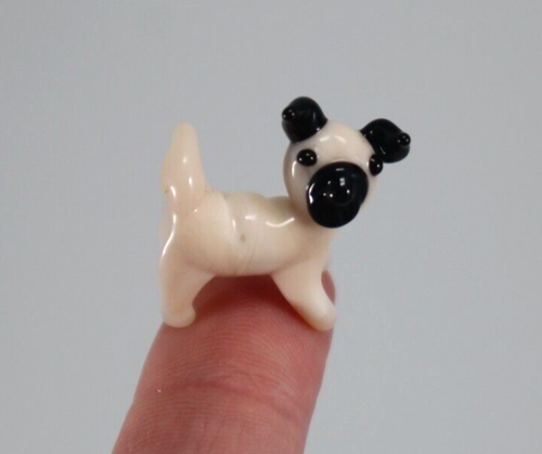 XTOP Pug dog Tiny MINIATURE GLASS FIGURINE mini animal world Ganz er62890
