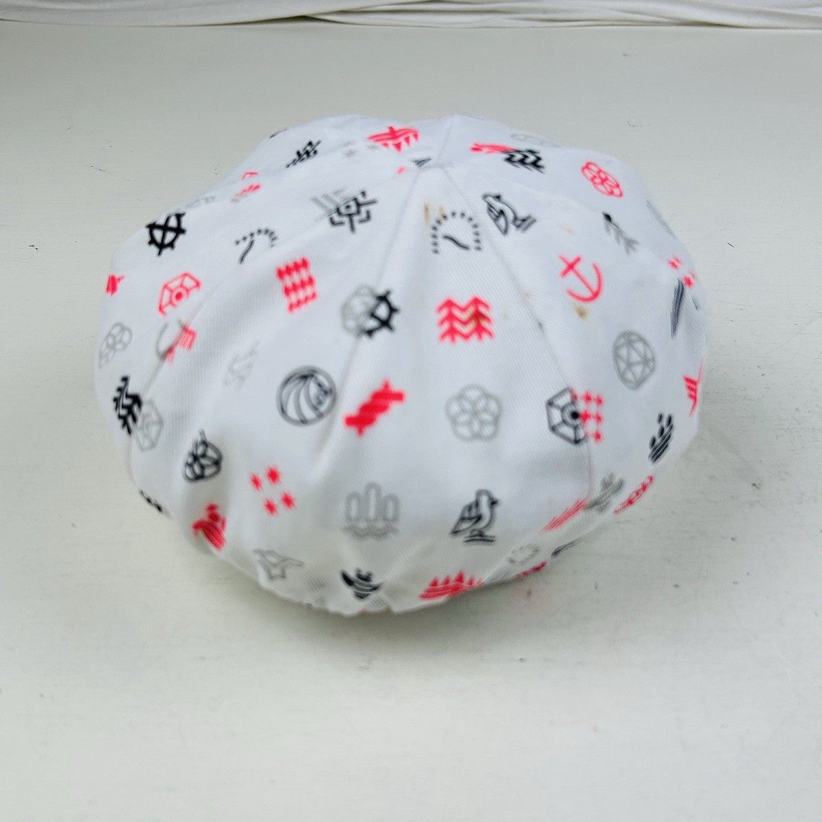 Special Edition Rapha RCC Pink Hat She Sends Foundation 6 Panel Cap | Rapha main image 2