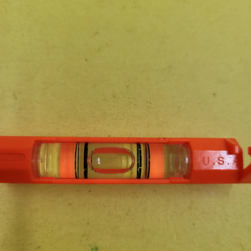 Stanley 42-193 Stanley 3-Inch Plastic Line Level, High Visibility ORANGE NOS - Image 4 of 4