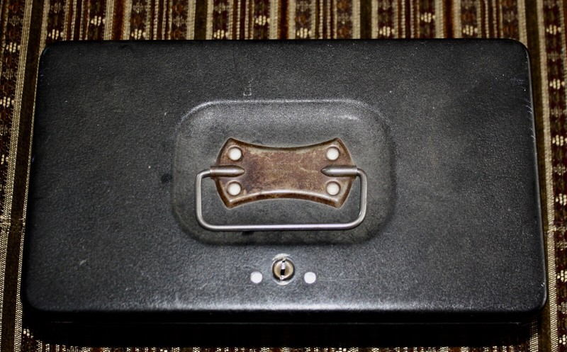 Vintage Locking Steel Cash/Storage Box