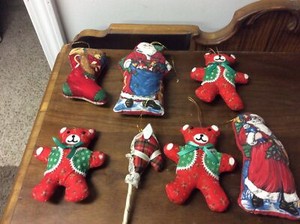 Nice Lot Of Christmas Stuffed Ornaments Santas, Horse Teddy Bears. Stocking, Dec