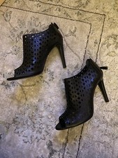 Prada Black Laser Cut Leather Peep Toe Booties Pumps Back Zip Size 39.5 - BNIB 