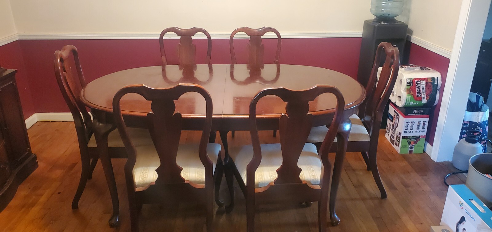 Thomasville Winston Court Dining Room SETTable 6 Chairs + 2 Leaves